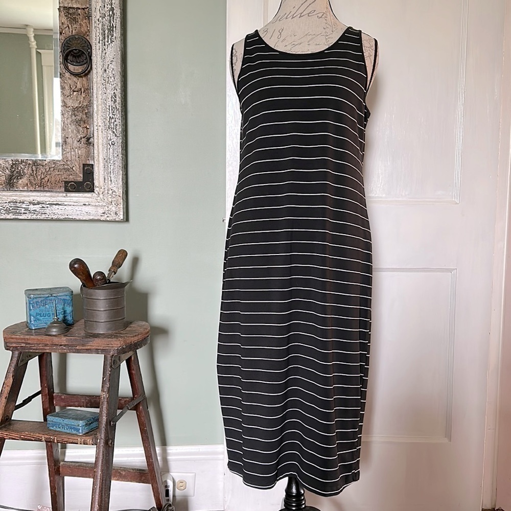 Earth YOGA Black and White Striped Ombre Midi Tank Dress